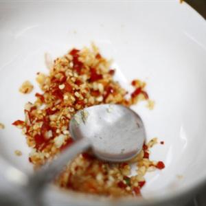 Cách làm bánh tôm chiên khoai lang