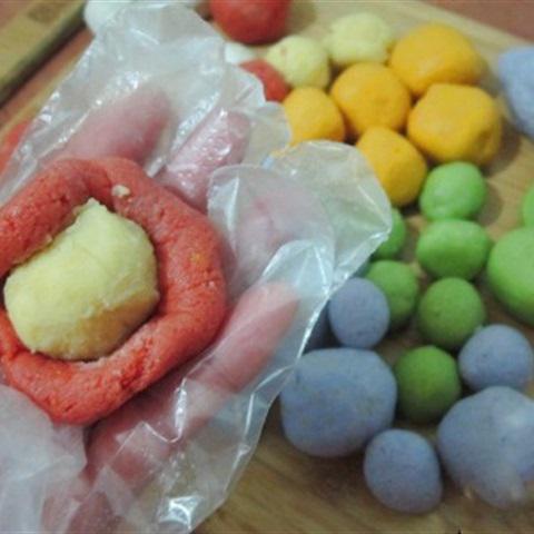Cách làm bánh trôi bánh chay ngũ sắc