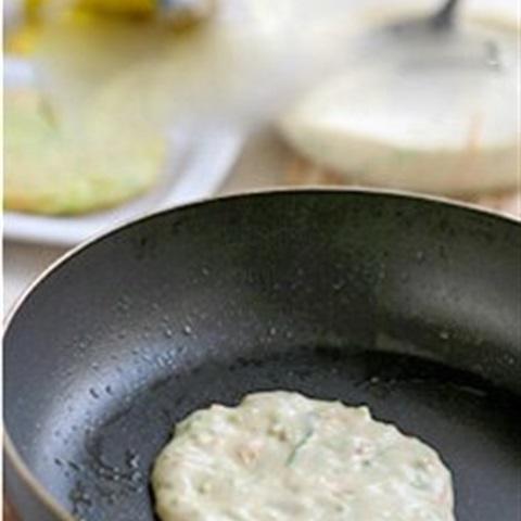 Cách làm bánh trứng cà rốt zucchni