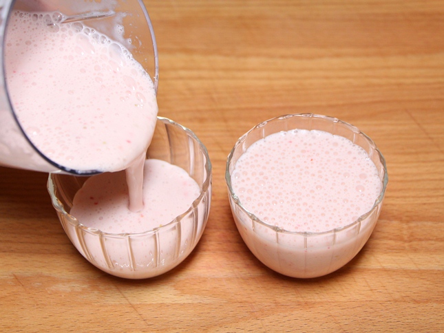 Bánh trứng cuộn xúc xích Đài Loan ăn là nghiền