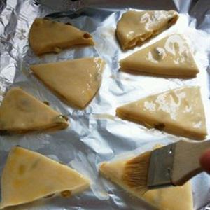 Cách làm bánh trứng nhân nho khô