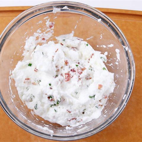 Cách làm bánh trứng thịt nướng