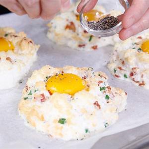 Cách làm bánh trứng thịt nướng