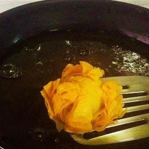 Cách làm bánh trung thu chiên