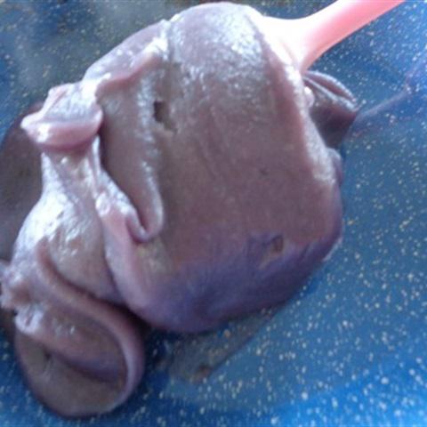 Cách làm bánh trung thu đậu xanh nhân khoai lang tím