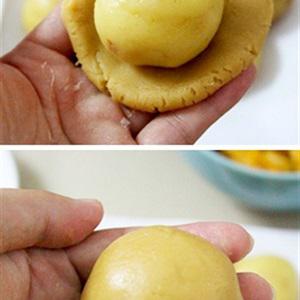 Cách làm bánh Trung thu hình thỏ con