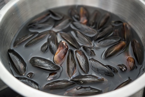 Bánh trung thu khoai lang tím độc đáo vừa ngon vừa đẹp mắt