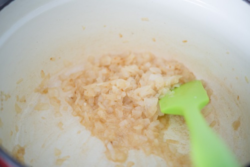 Bánh trung thu khoai lang tím độc đáo vừa ngon vừa đẹp mắt