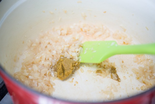 Bánh trung thu khoai lang tím độc đáo vừa ngon vừa đẹp mắt