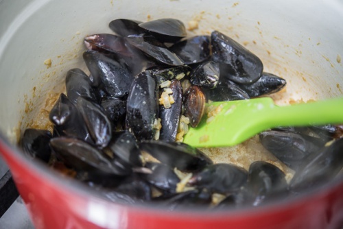 Bánh trung thu khoai lang tím độc đáo vừa ngon vừa đẹp mắt