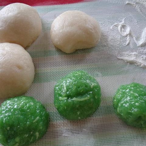 Cách làm bánh trung thu nhân cốm