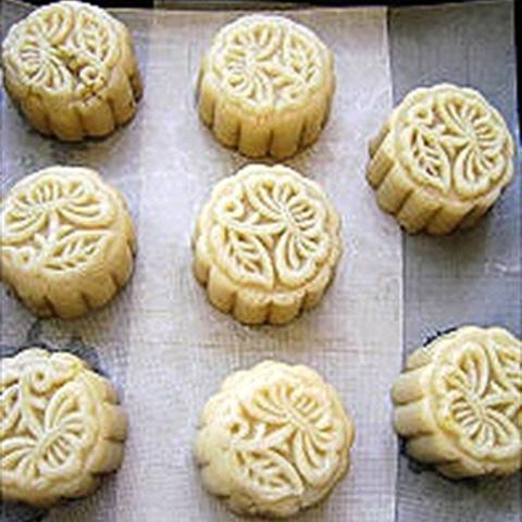 Cách làm bánh trung thu nhân hạt dẻ