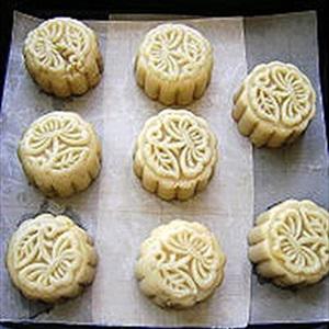 Cách làm bánh trung thu nhân hạt dẻ