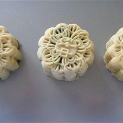 Cách làm bánh trung thu nhân mè đen