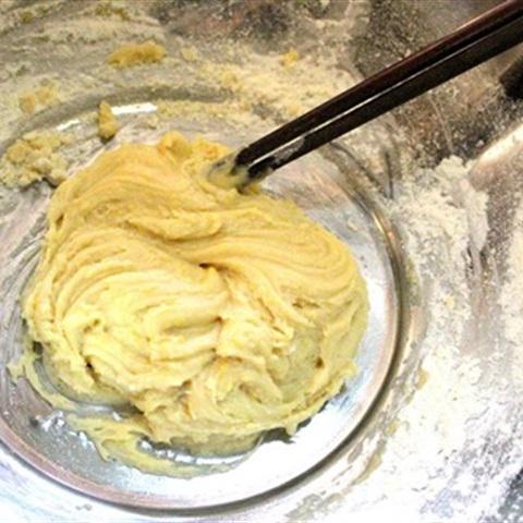 Cách làm bánh trung thu nướng hình con gà