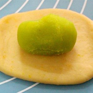 Cách làm bánh trung thu nướng hình con sóc