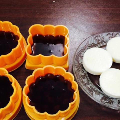 Cách làm bánh trung thu rau câu cà phê