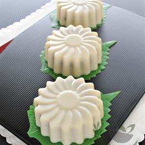 Cách làm bánh trung thu rau câu đậu nành