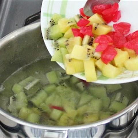 Cách làm bánh trung thu rau câu trái cây