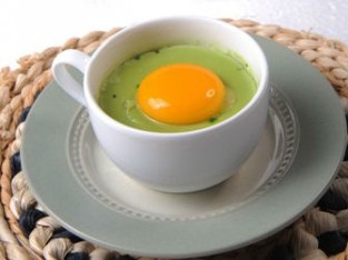 Bánh trứng trà xanh