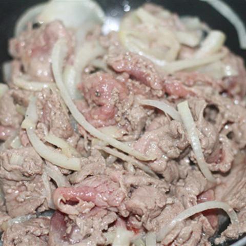 Cách làm bánh xèo cá ngần