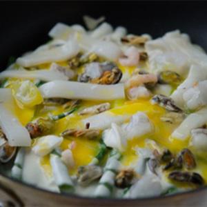 Cách làm bánh xèo hải sản