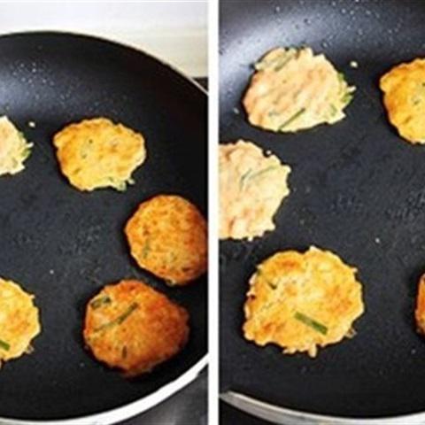 Cách làm bánh xèo kim chi