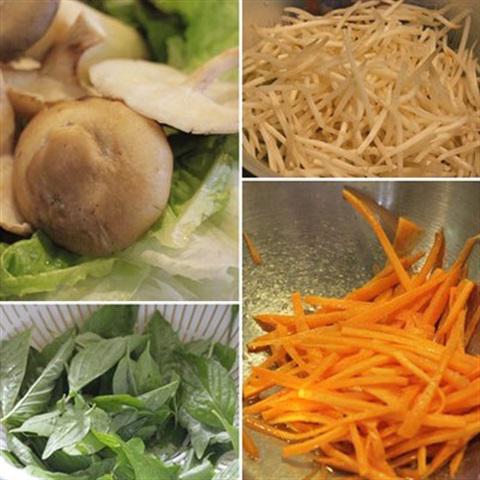 Cách làm bánh xèo nhân nấm và tôm