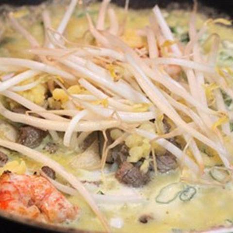 Cách làm bánh xèo nhân nấm và tôm