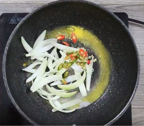 Bánh xíu páo vàng ươm béo ngậy, vị ngon khó cưỡng