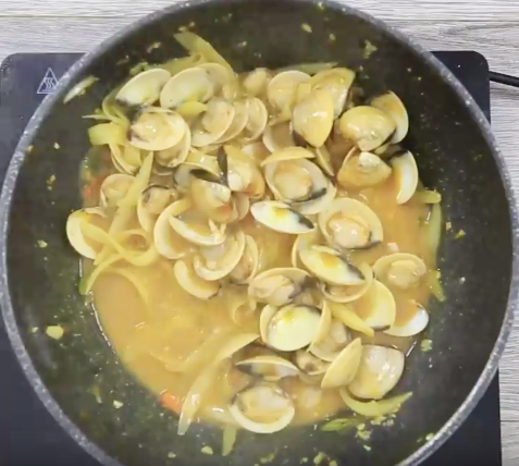 Bánh xíu páo vàng ươm béo ngậy, vị ngon khó cưỡng