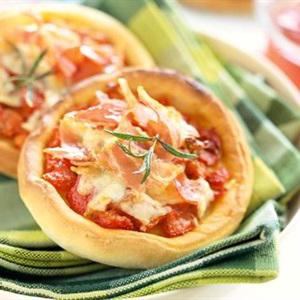 Cách làm bánh xốp cà chua