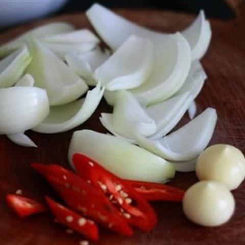 Cách làm bao tử cá xào cay