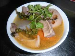 Bao tử hầm tiêu xanh