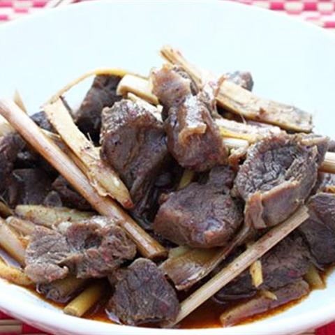 Cách làm bắp bò kho gừng sả