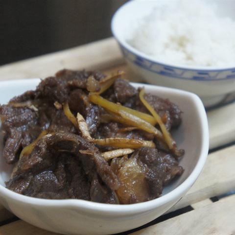 Cách làm bắp bò kho khô