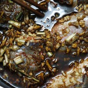 Cách làm bắp bò kho mật mía