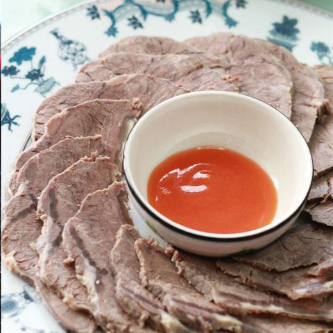 Cách làm bắp bò luộc nước mắm