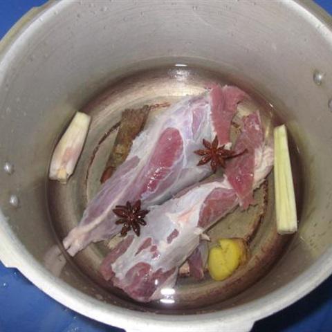 Cách làm bắp bò ngâm giấm