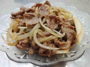 Bắp bò tơ xào sa tế