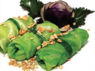 Bắp cải cuốn thịt heo