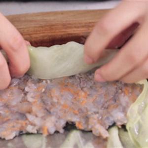 Cách làm bắp cải cuộn tôm hấp