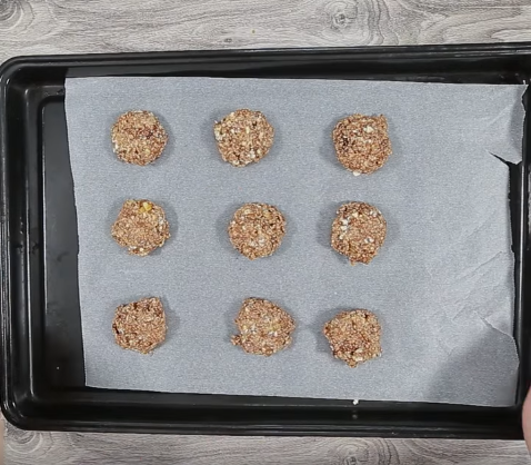 Bắp cải cuộn tôm ngon miệng đẹp mắt, ăn một muốn mười