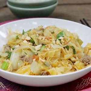 Cách làm bắp cải xào kiểu Thái