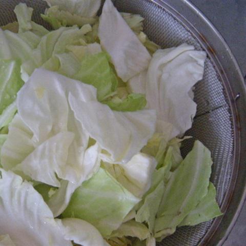 Cách làm bắp cải xào thịt ba chỉ