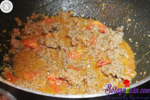 Bắp cải xào thịt bò kiểu Thái