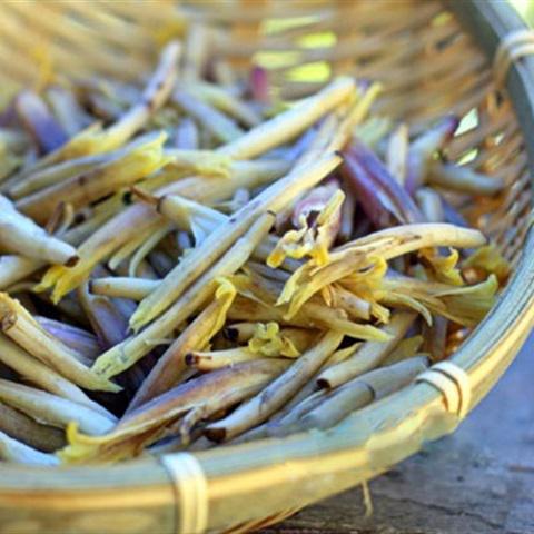 Cách làm bắp chuối kho cay