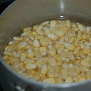 Cách làm bắp mỹ chiên trứng muối