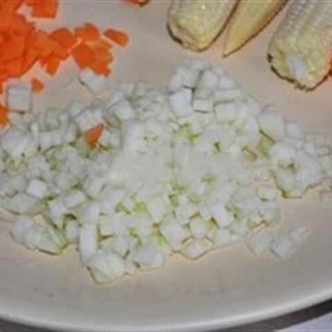 Cách làm bắp non cuộn tôm nướng