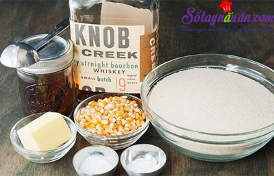 Bắp rang bơ caramel tự làm cực dễ cực ngon